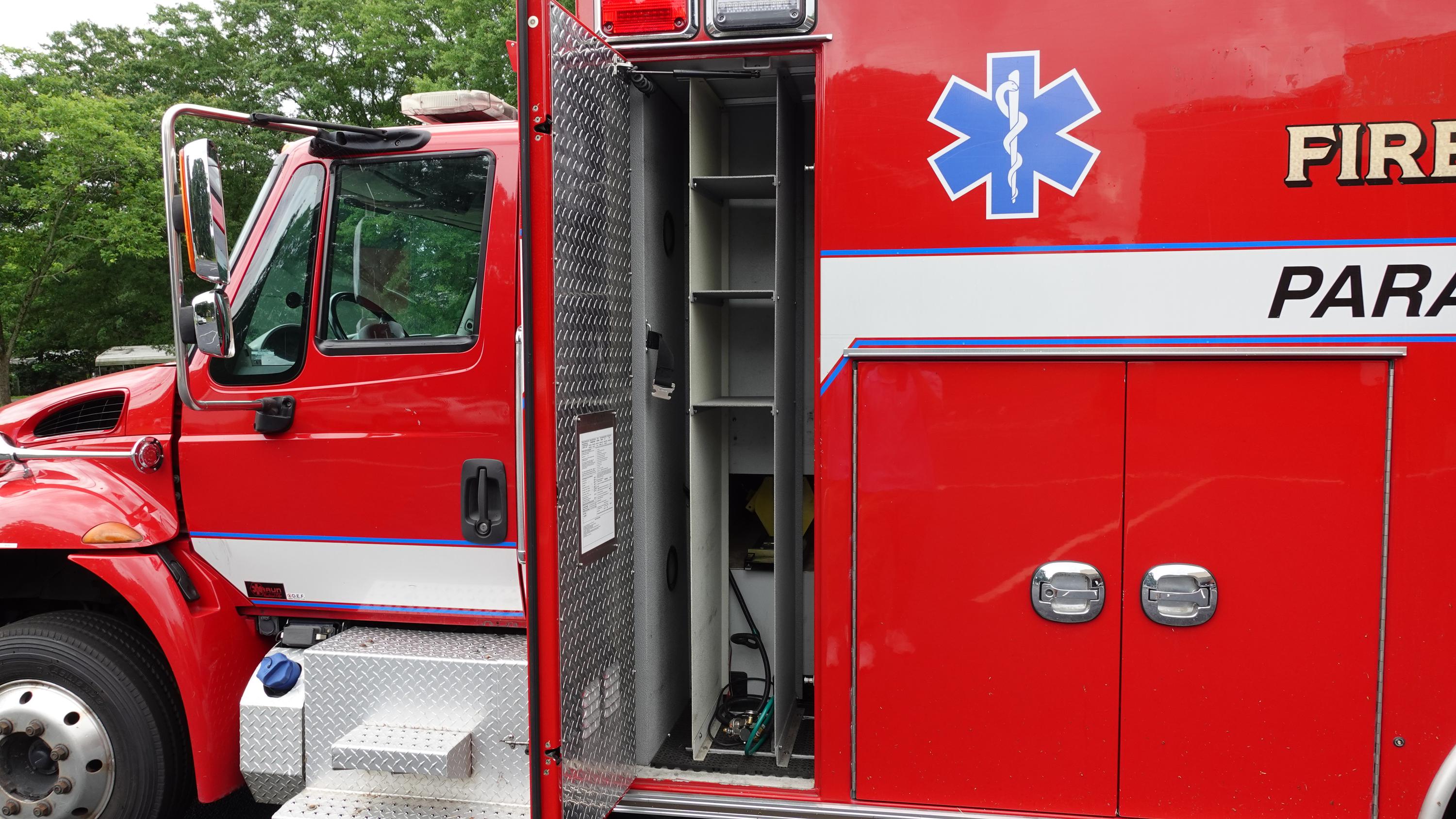 2016 Braun International Type I Ambulance - image 35