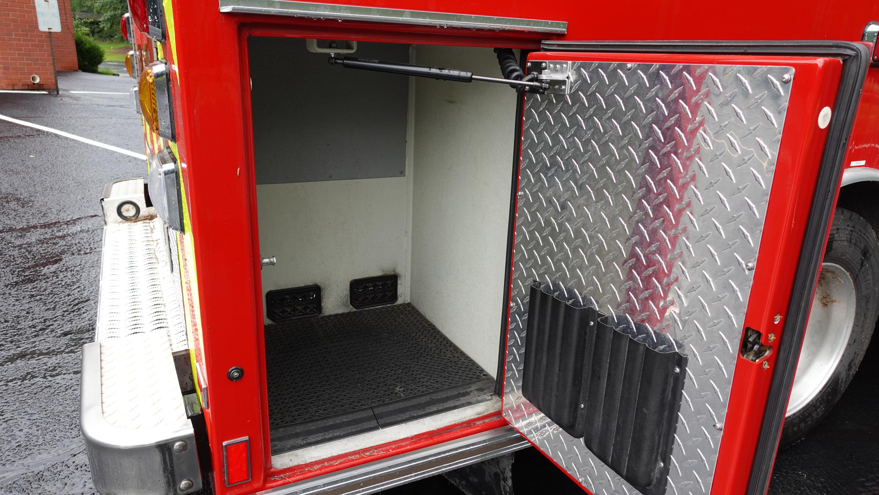 2016 Braun International Type I Ambulance - image 12