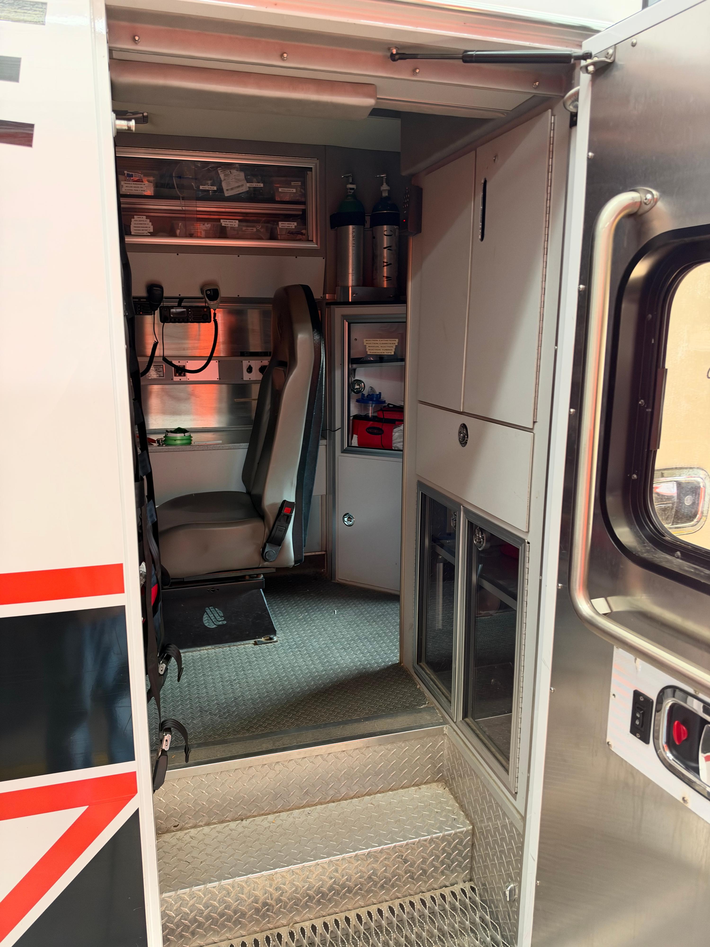 2016 Road Rescue Chevrolet Type III Ambulance - image 11