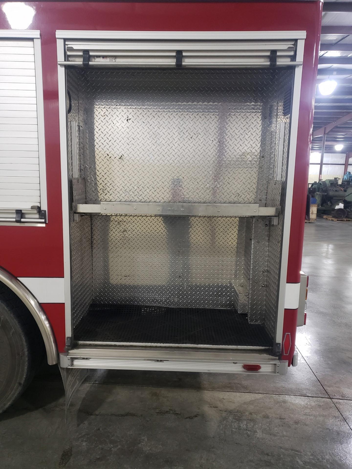 2001 Freightliner FL80 Engine 1250/1000/30 - image 7