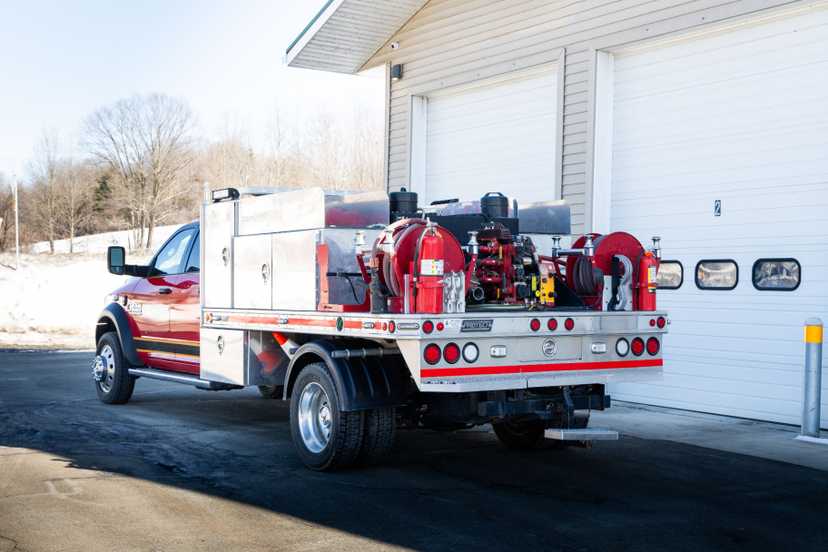 2016 Ram 5500 4x4 Brush Truck — photo 2