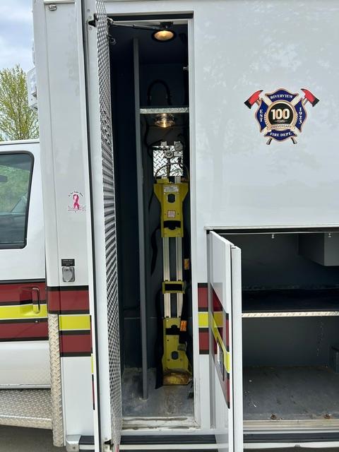 2015 Road Rescue Ford Type III Ambulance - image 28