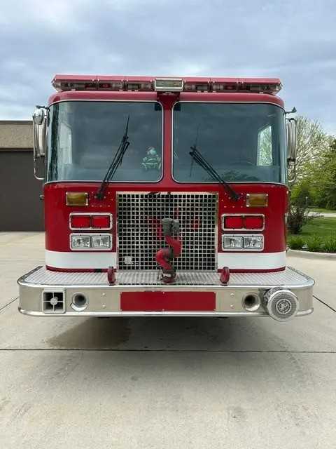 2008 KME Predator Pumper — photo 4