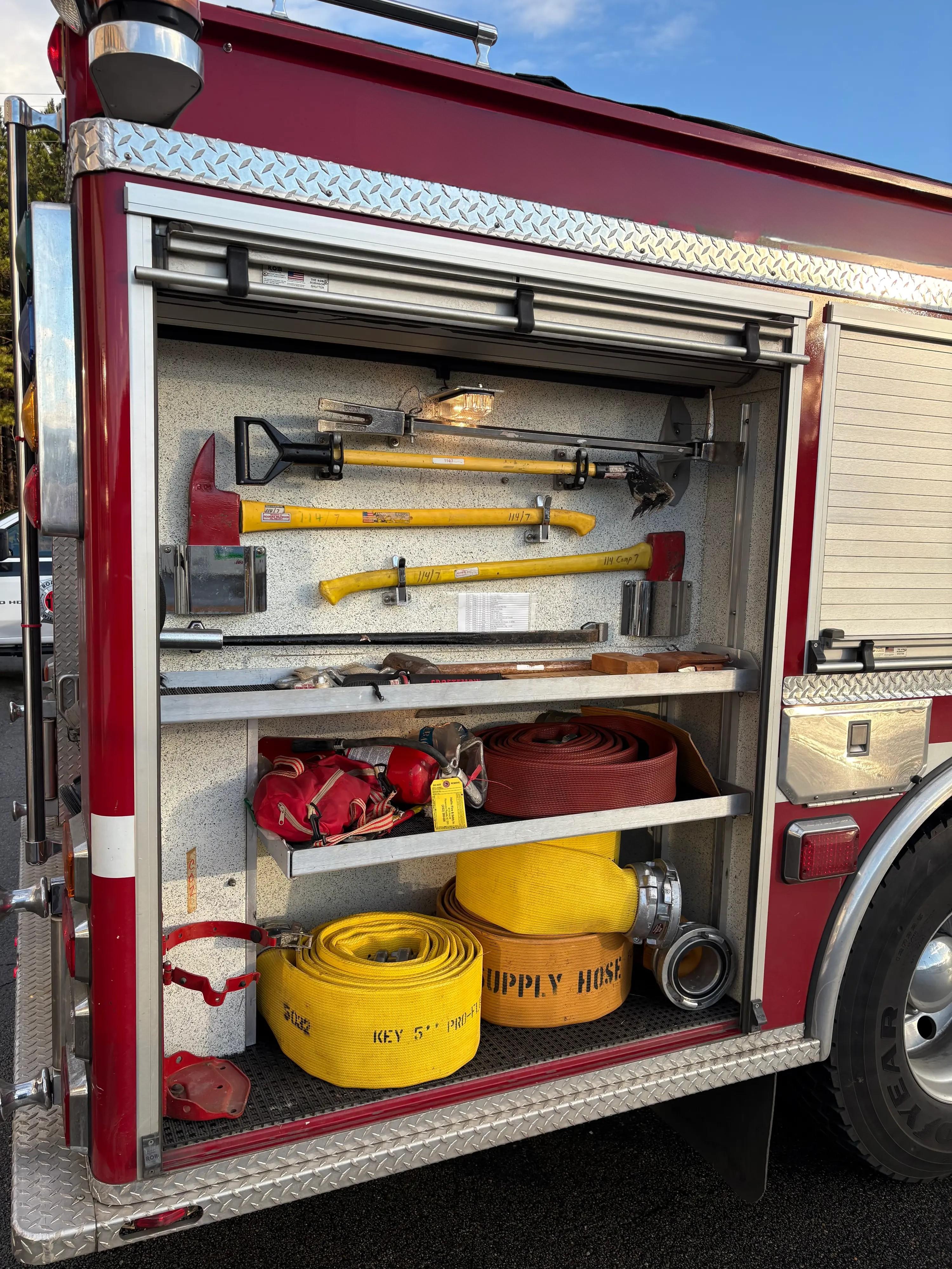 2004 KME International Pumper - image 6