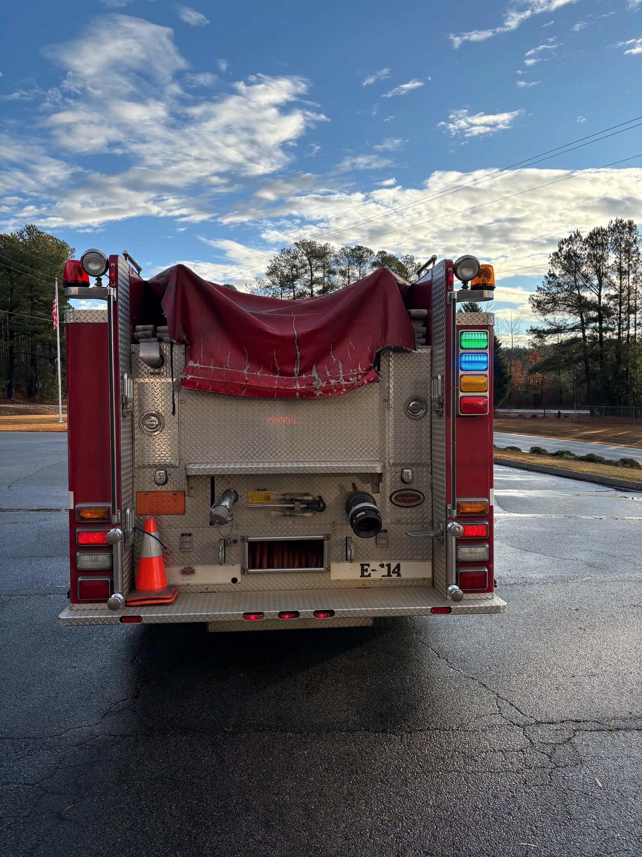 2004 KME International Pumper - image 4