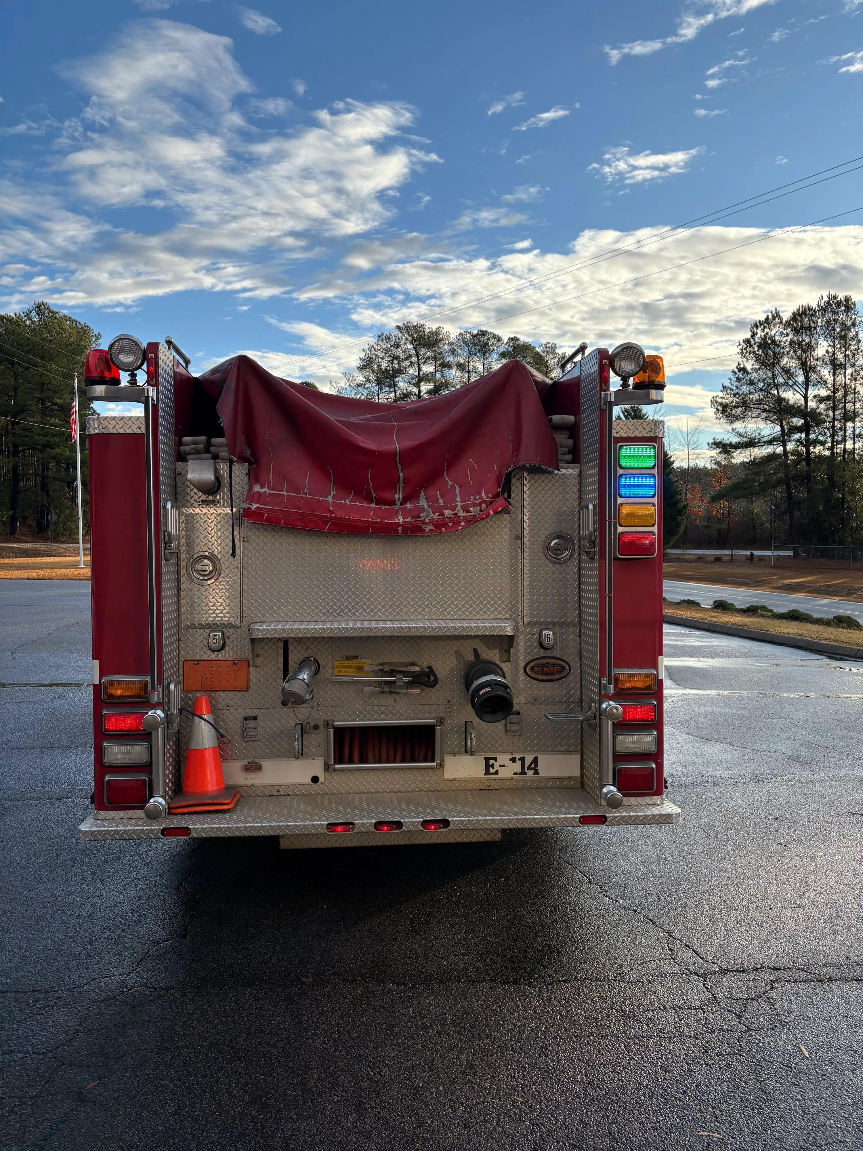 2004 KME International Pumper - image 4