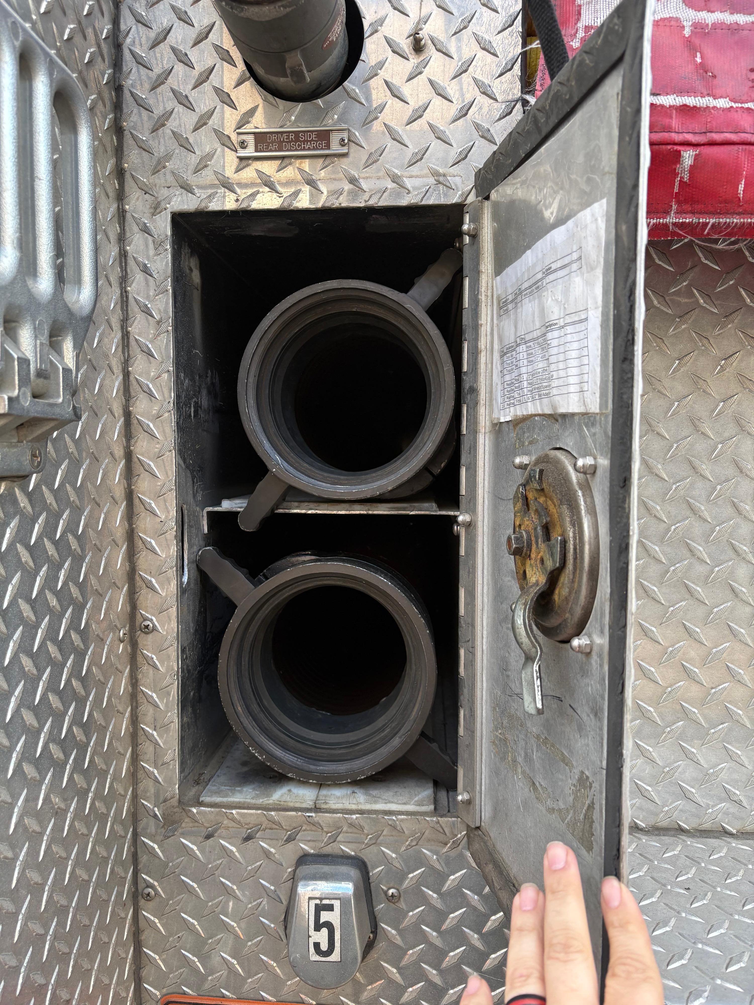 2004 KME International Pumper - image 25