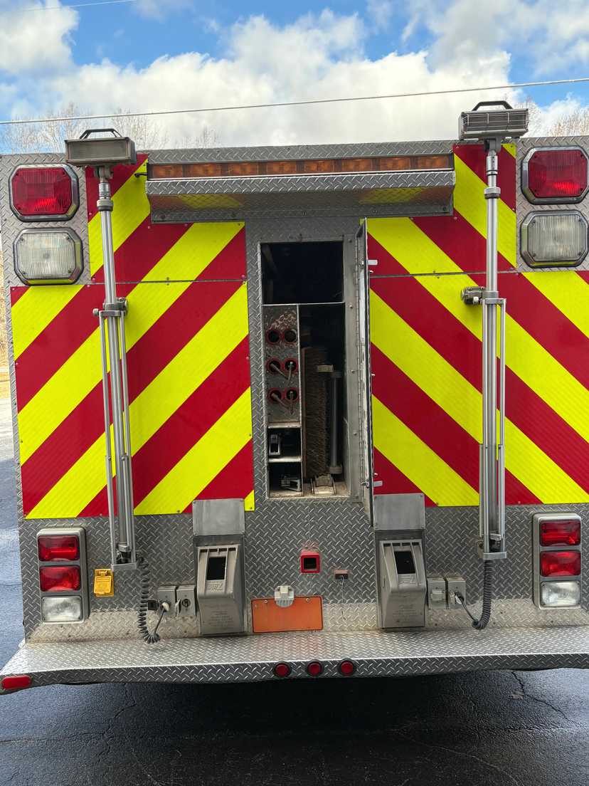 2004 Ford F750 Squad — photo 8