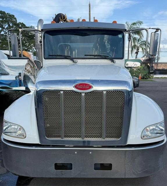 2019 Peterbilt Vermeer Hydrovac - image 4