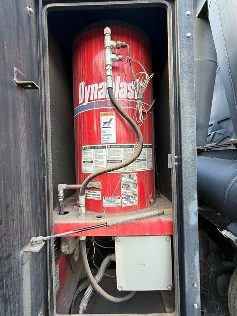 2019 Peterbilt Vermeer Hydrovac - image 28