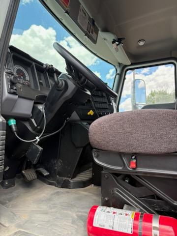 2025 Mack Dump Truck - image 6
