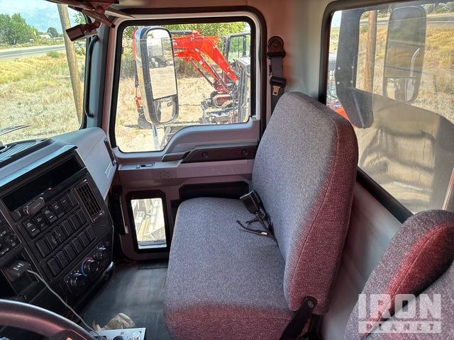 2025 Mack Dump Truck - image 5