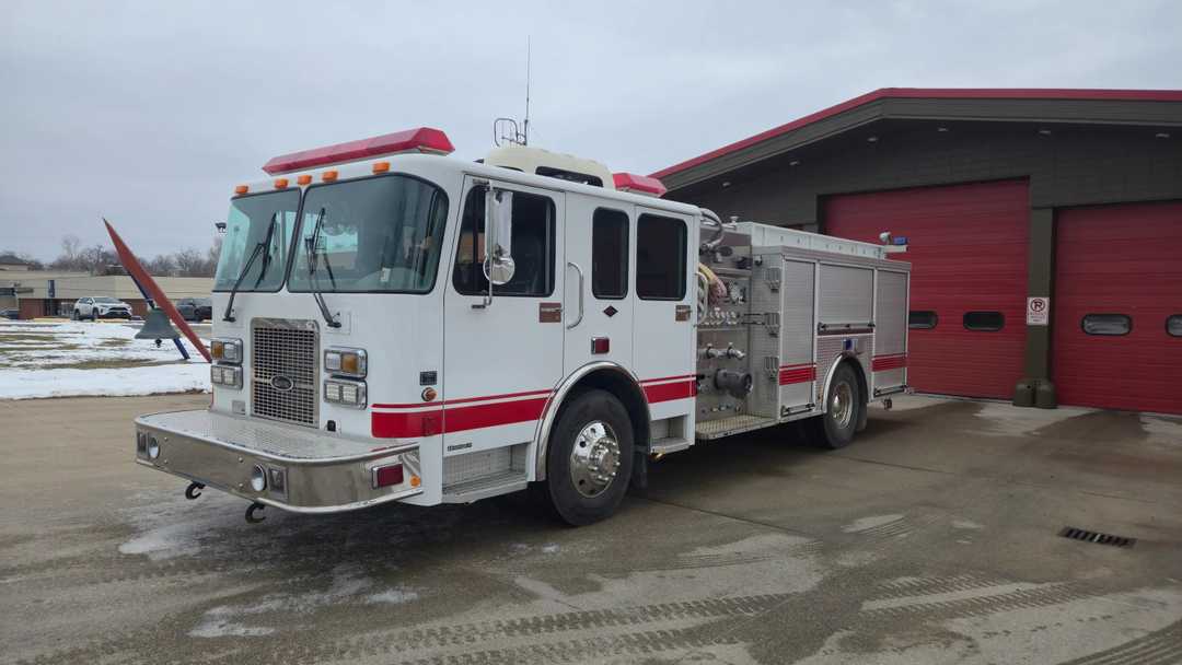 2002 Luverne Spartan Pumper