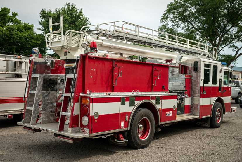 1995 Pierce Custom 50' Aerial — photo 4