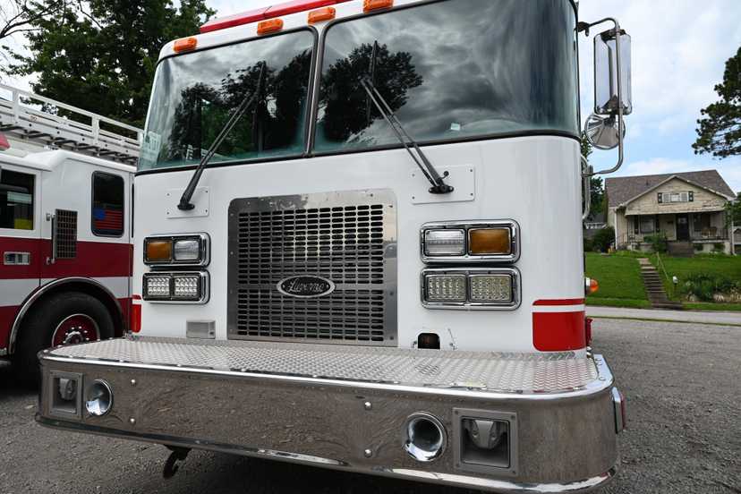 2002 Luverne Spartan Pumper — photo 7