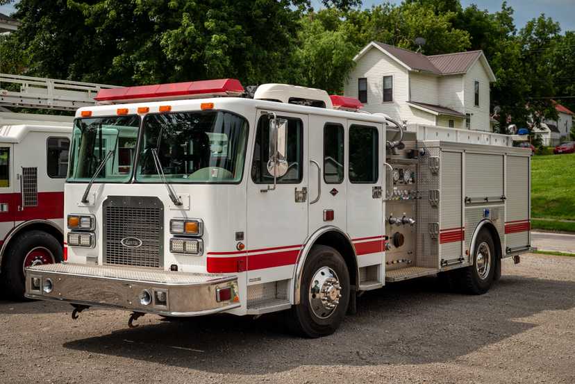 2002 Luverne Spartan Pumper
