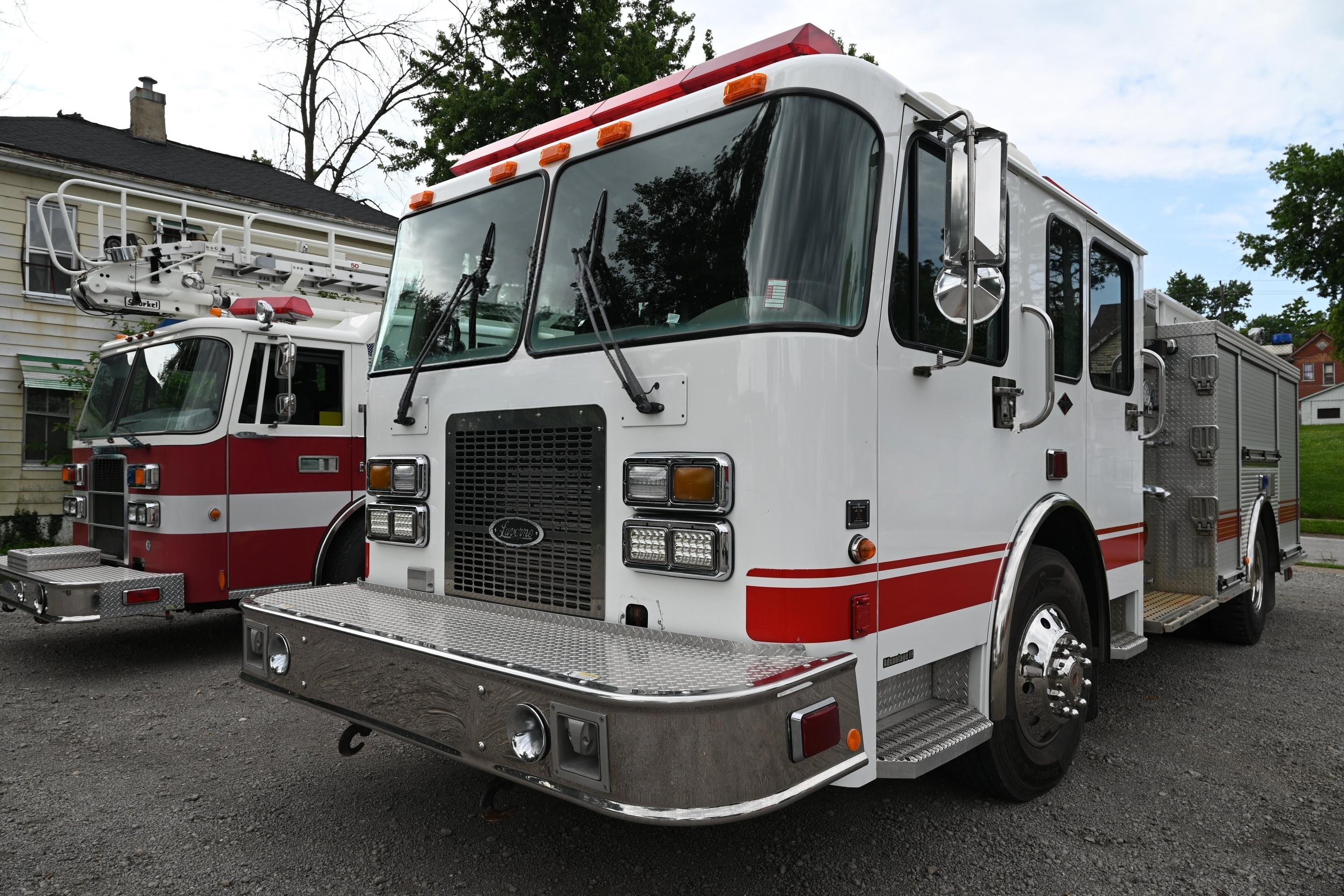 2002 Luverne Spartan Pumper - image 6