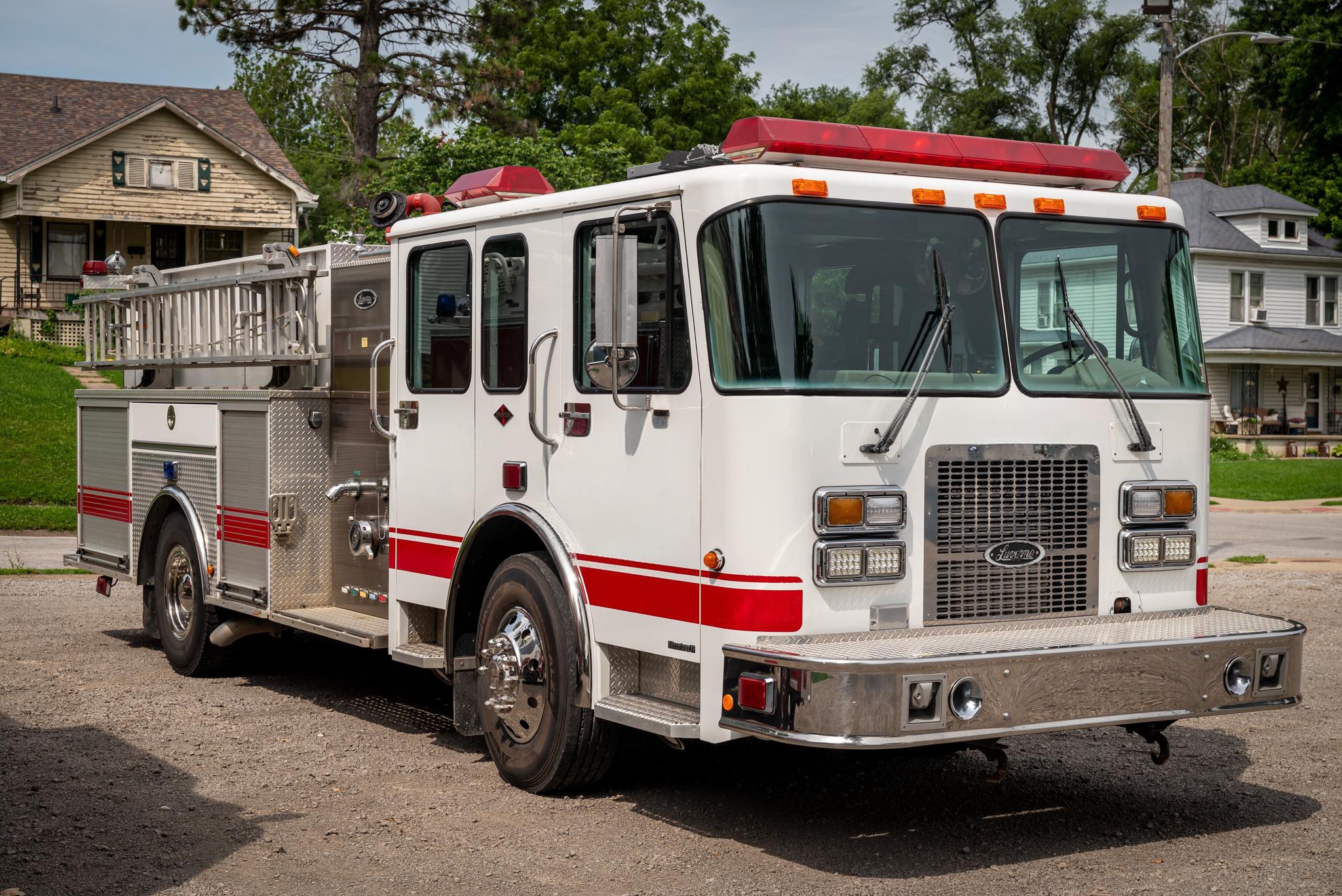 2002 Luverne Spartan Pumper - image 3