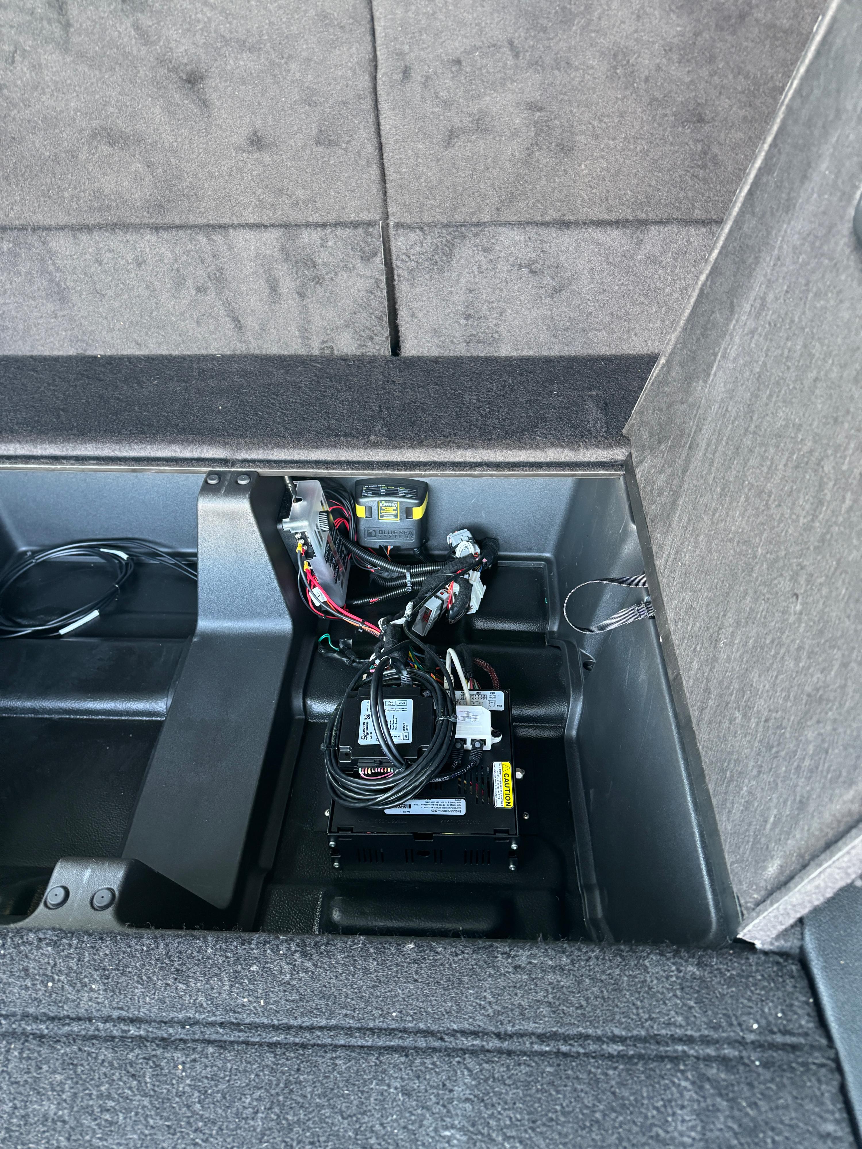 2026 Dodge Durango Command Unit - image 36