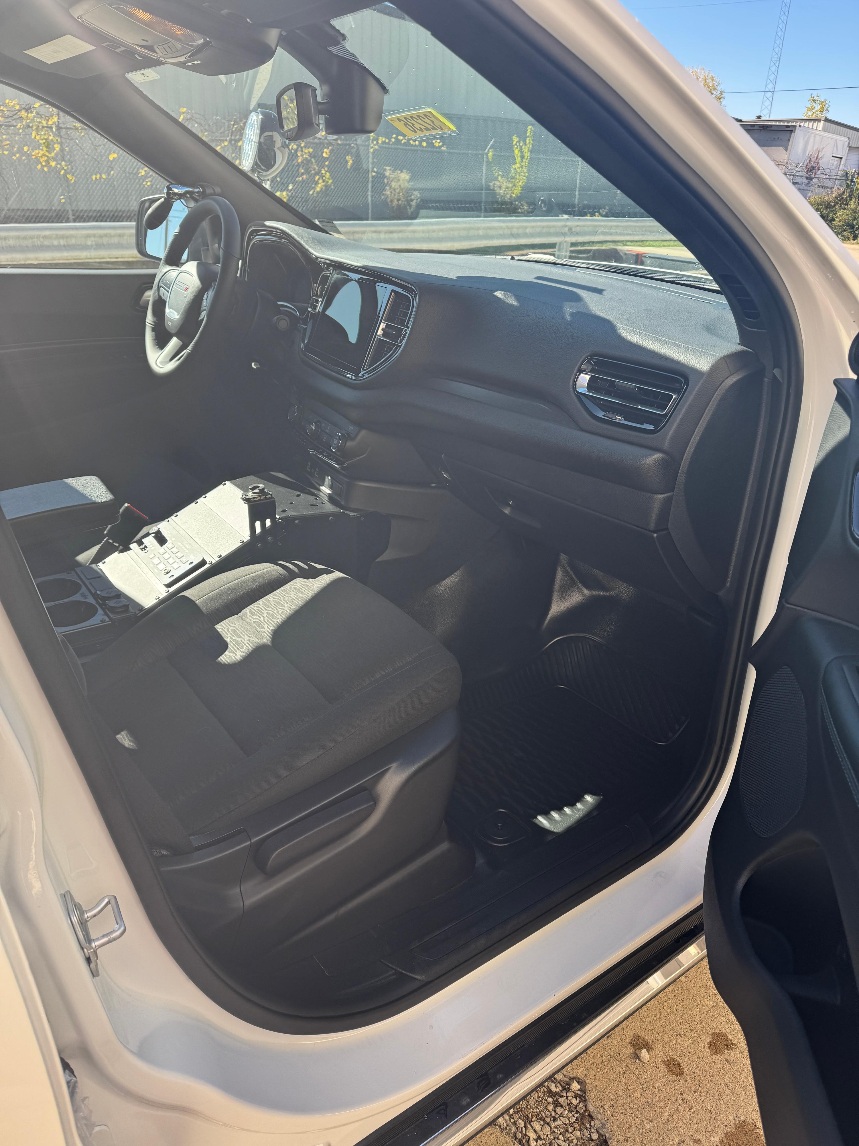 2026 Dodge Durango 4x4 Command Unit - image 21