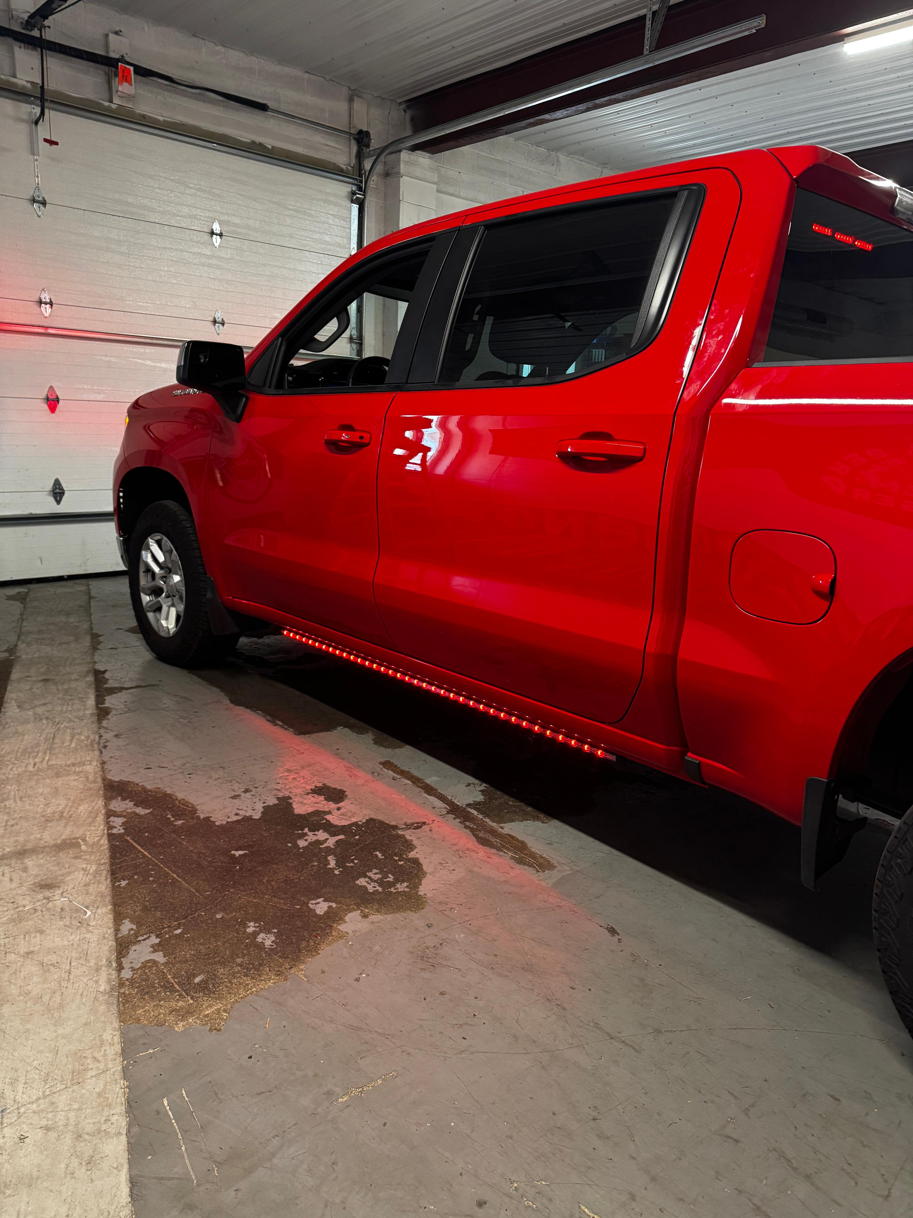2023 Chevrolet Silverado 4x4 Command Unit - image 3