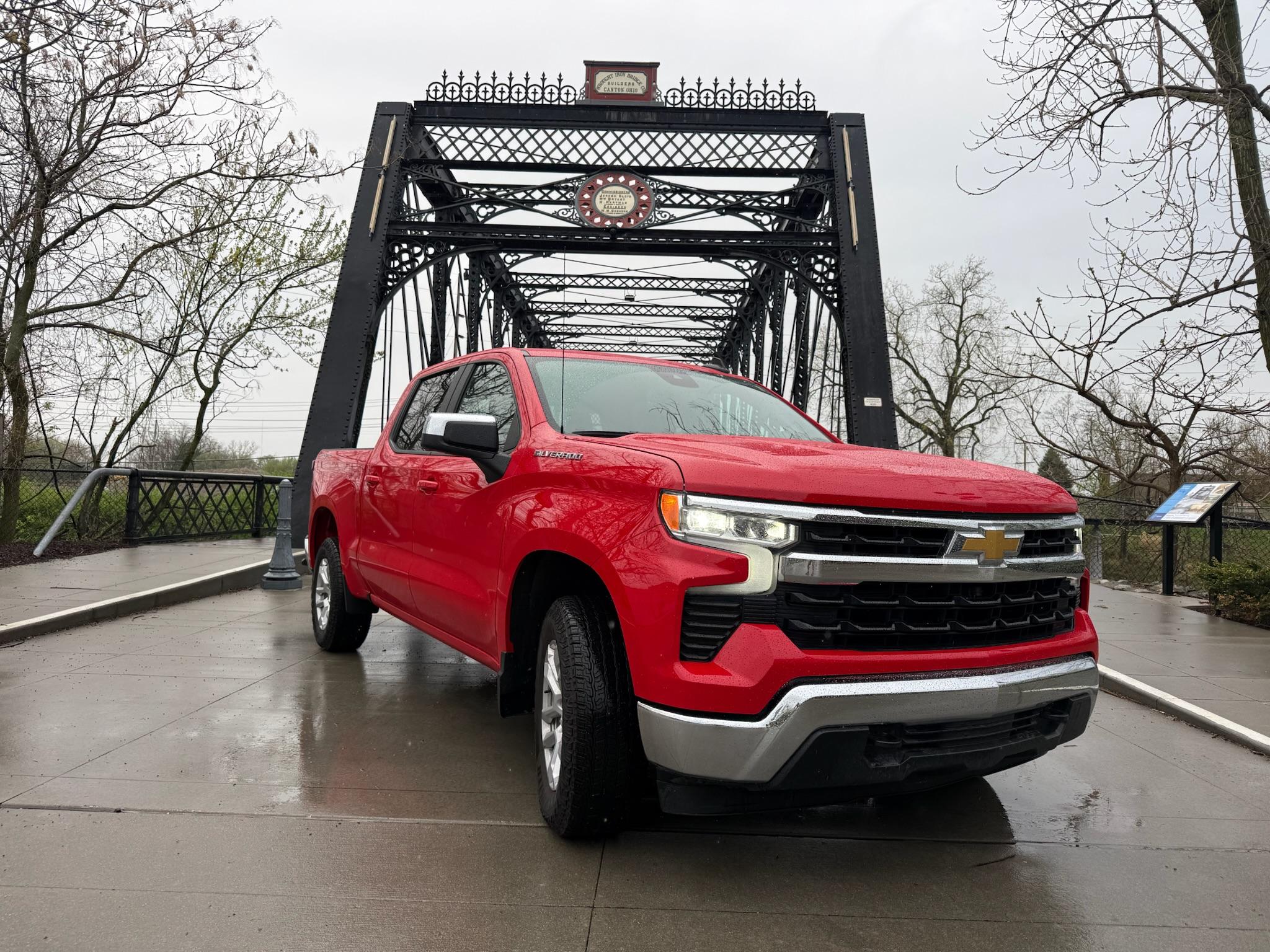 2023 Chevrolet Silverado 4x4 Command Unit - image 13