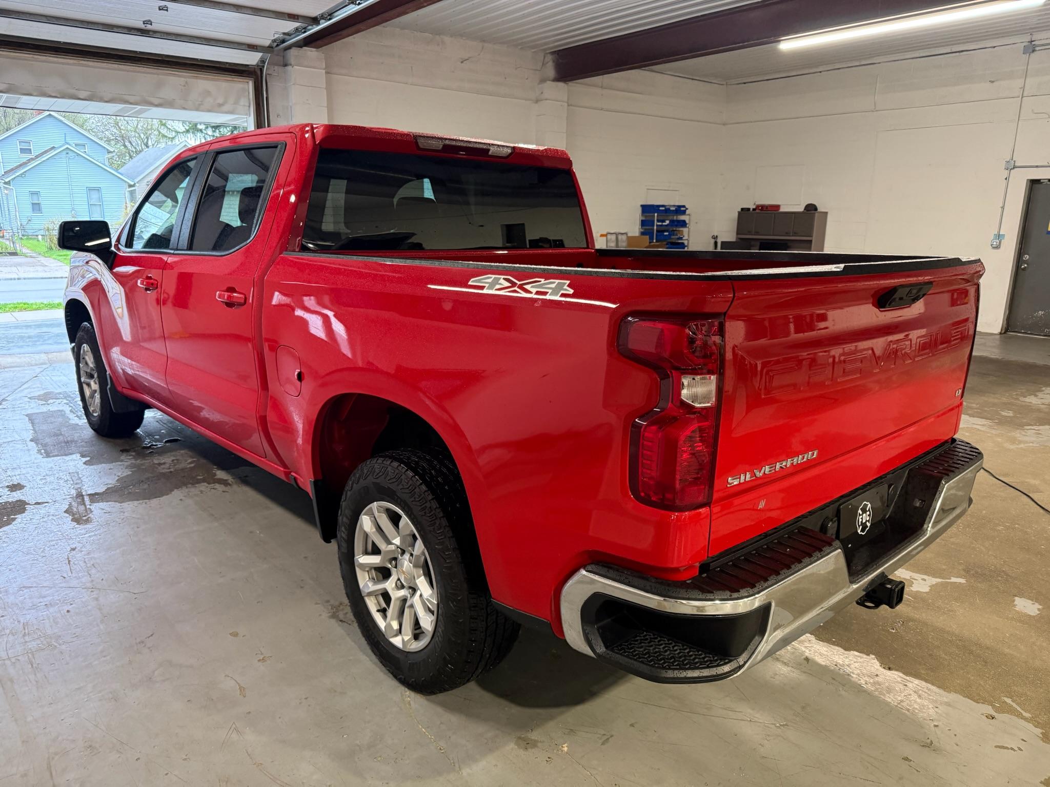 2023 Chevrolet Silverado 4x4 Command Unit - image 9