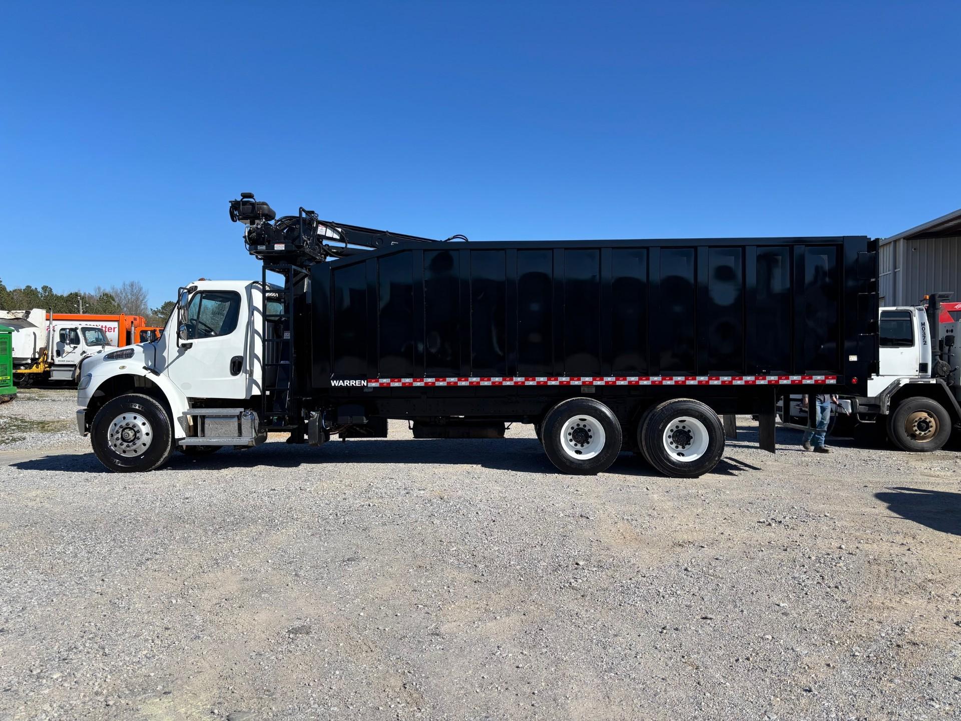 New LEMCO 7000 Loader on 2017 Freightliner - image 2