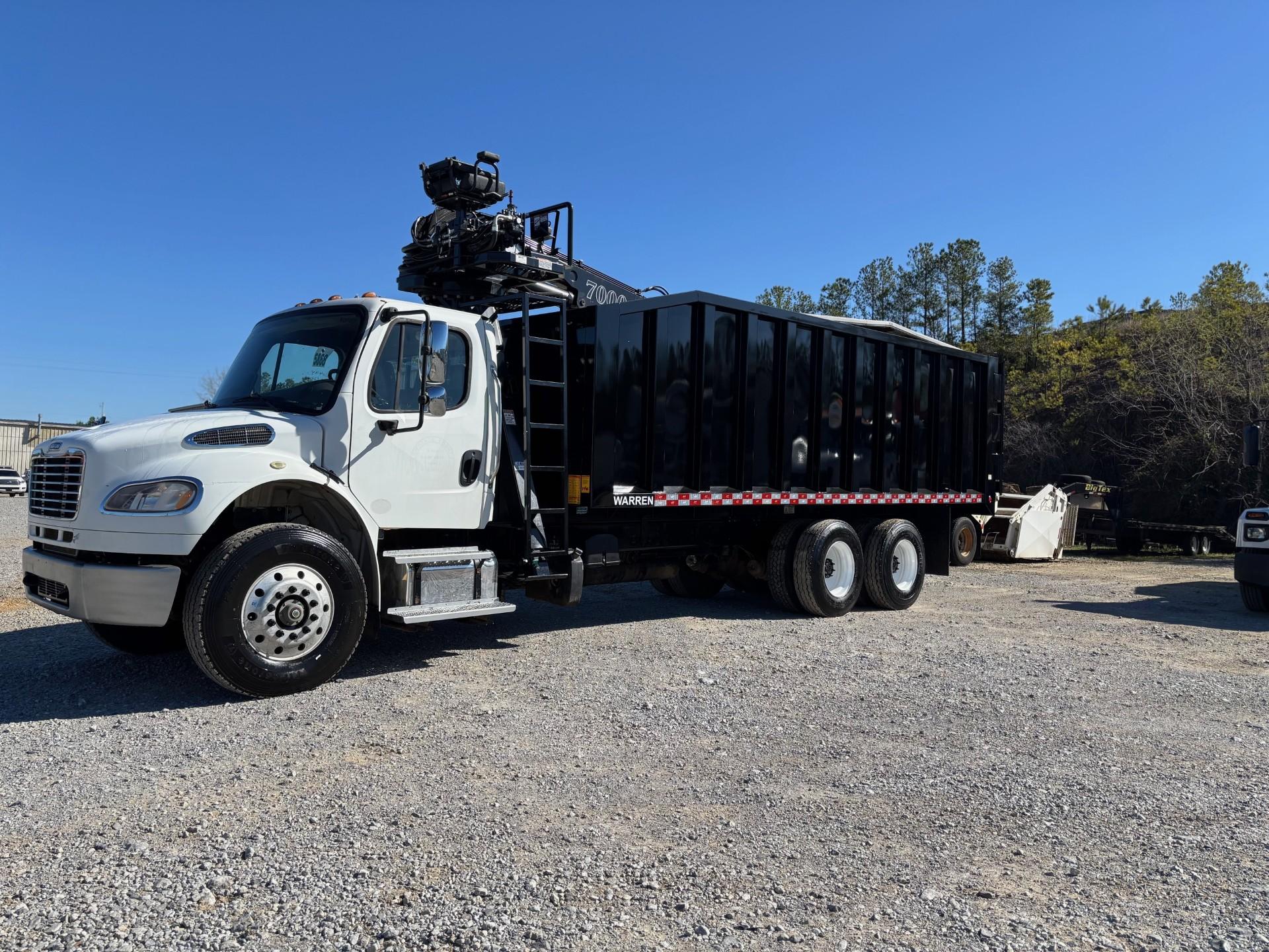 New LEMCO 7000 Loader on 2017 Freightliner - image 4