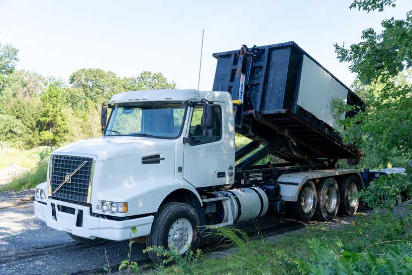 2017 Volvo Galbreath Hooklift