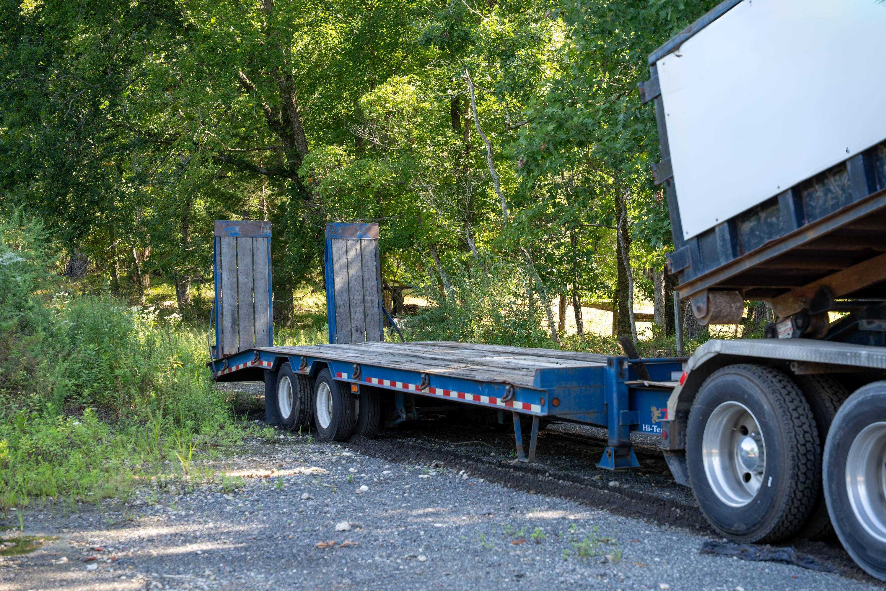2017 Volvo Galbreath Hooklift - image 13