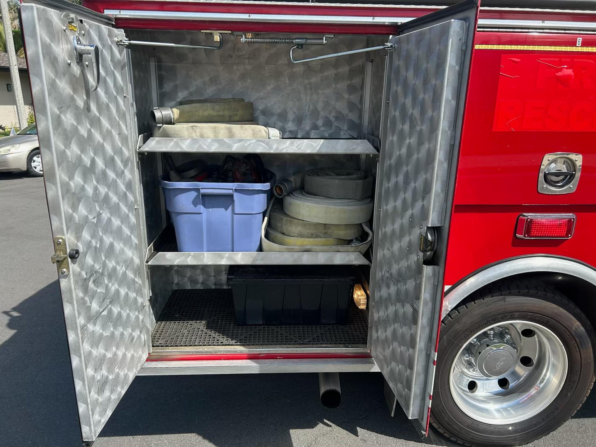 2004 Ford F-550 Mini Pumper - image 21