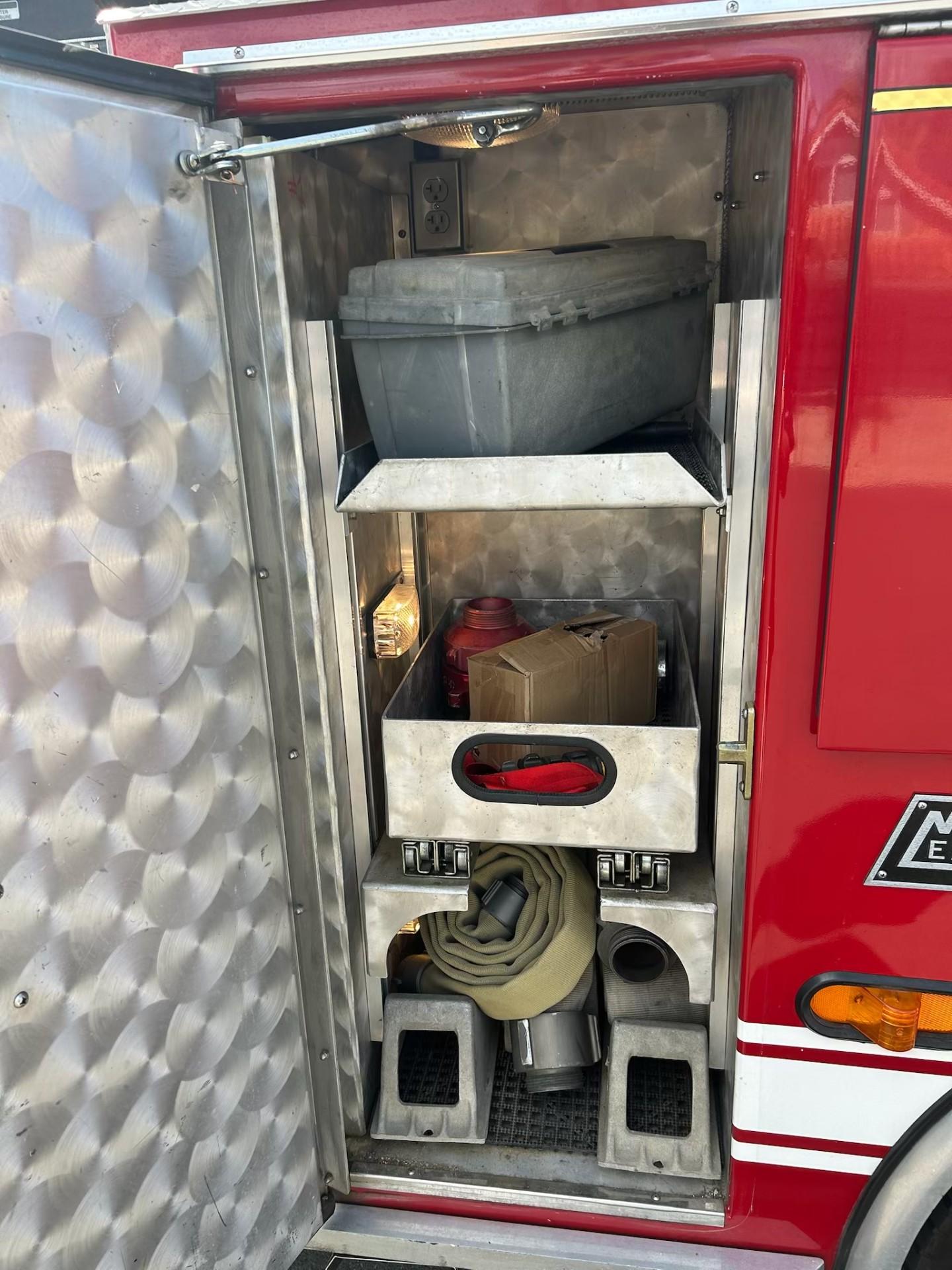 2004 Ford F-550 Mini Pumper - image 25