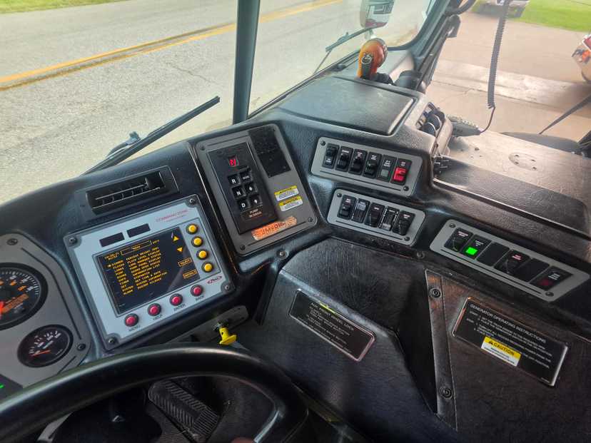 2002 Pierce DASH Pumper — photo 7