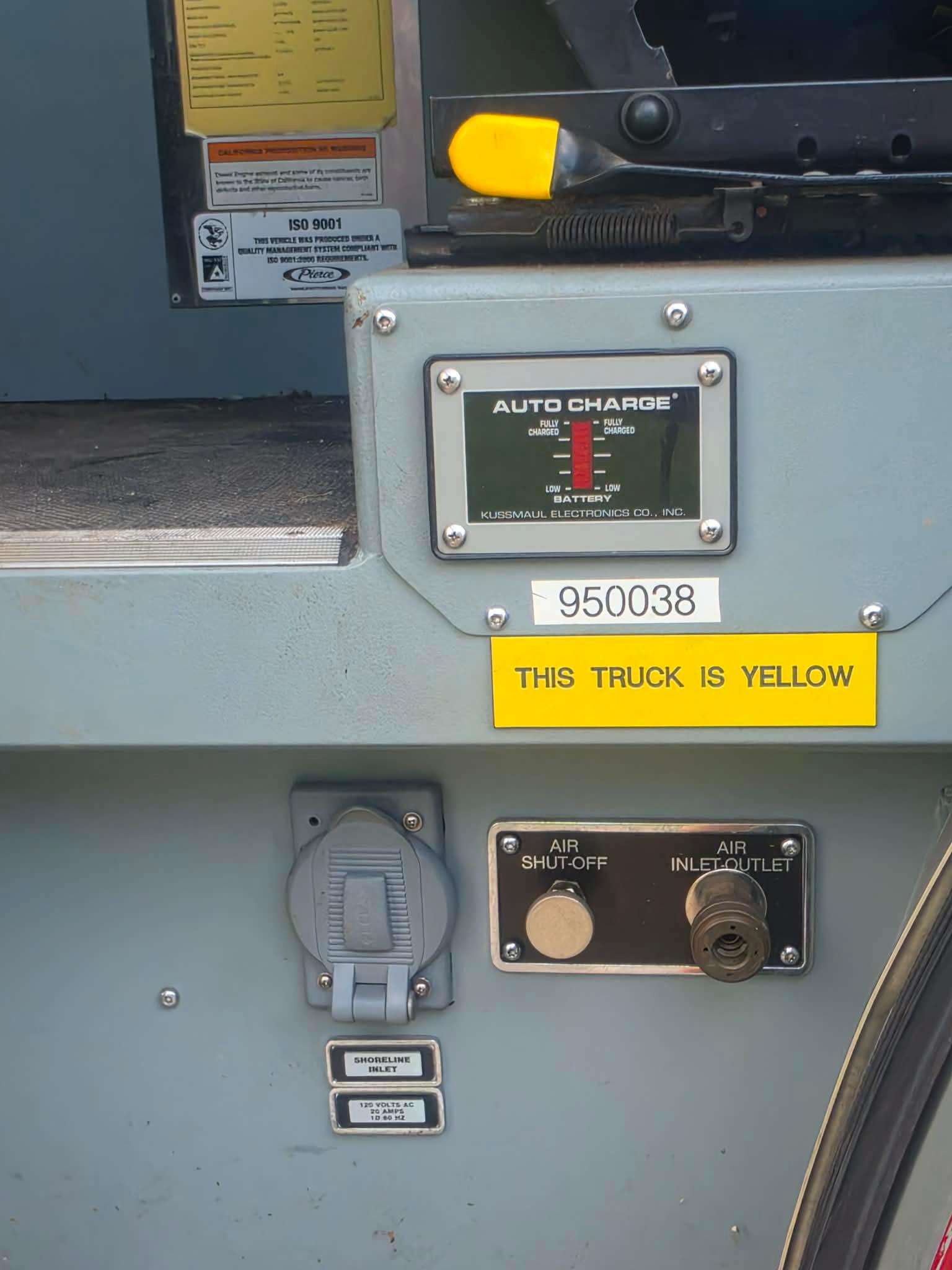 2002 Pierce DASH Pumper - image 16