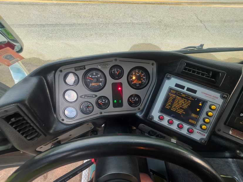 2002 Pierce DASH Pumper — photo 6