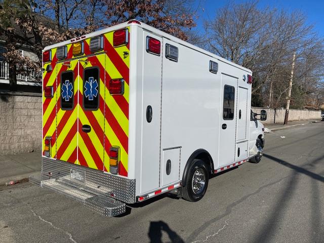 2024 E450 Super Duty Type III Wheeled Coach (Remount) Ambulance - image 5