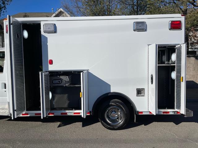 2024 E450 Super Duty Type III Wheeled Coach (Remount) Ambulance - image 9