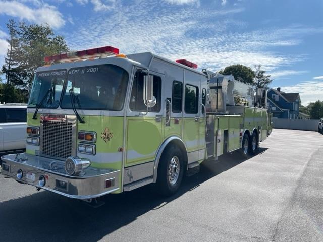 FOR SALE: 1998 Spartan Simon Gladiator LTI 93 Ft Mid Mount Aerial Platform
