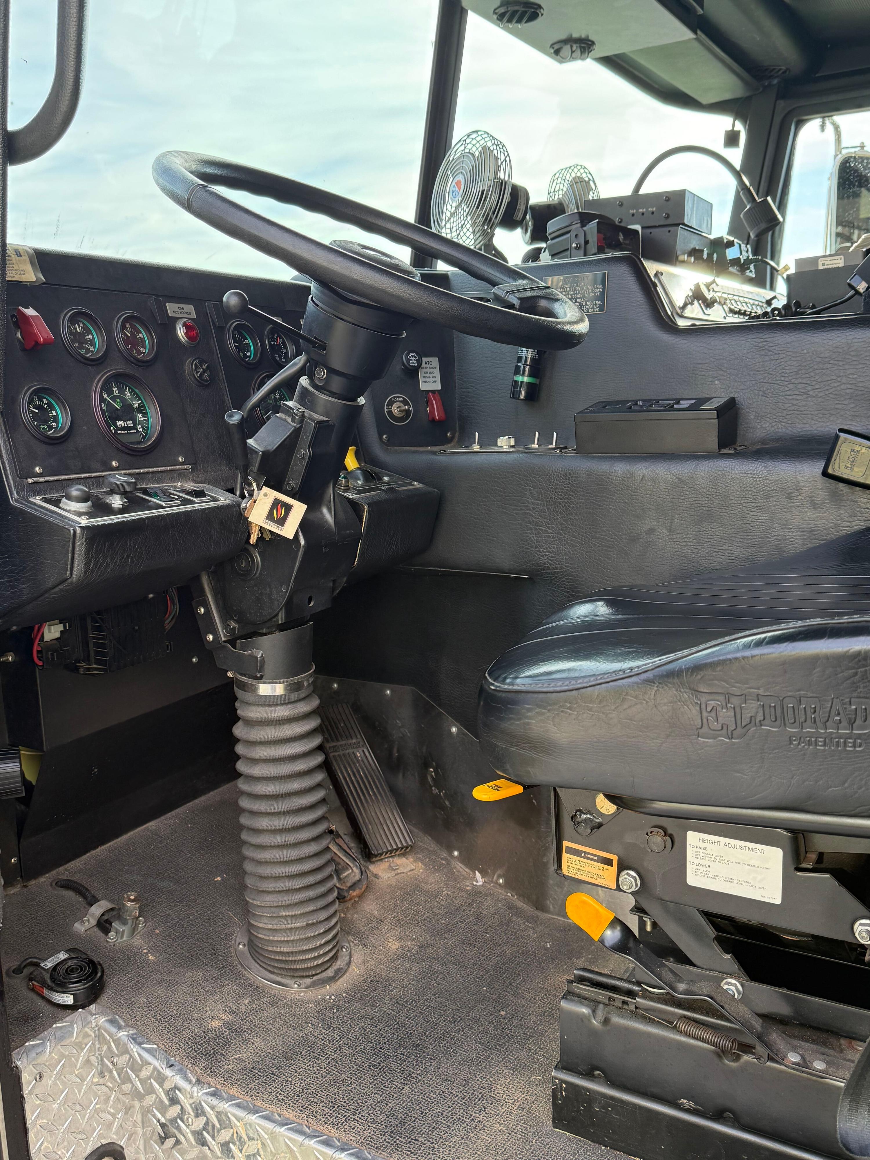 2002 Seagrave Pumper - image 10