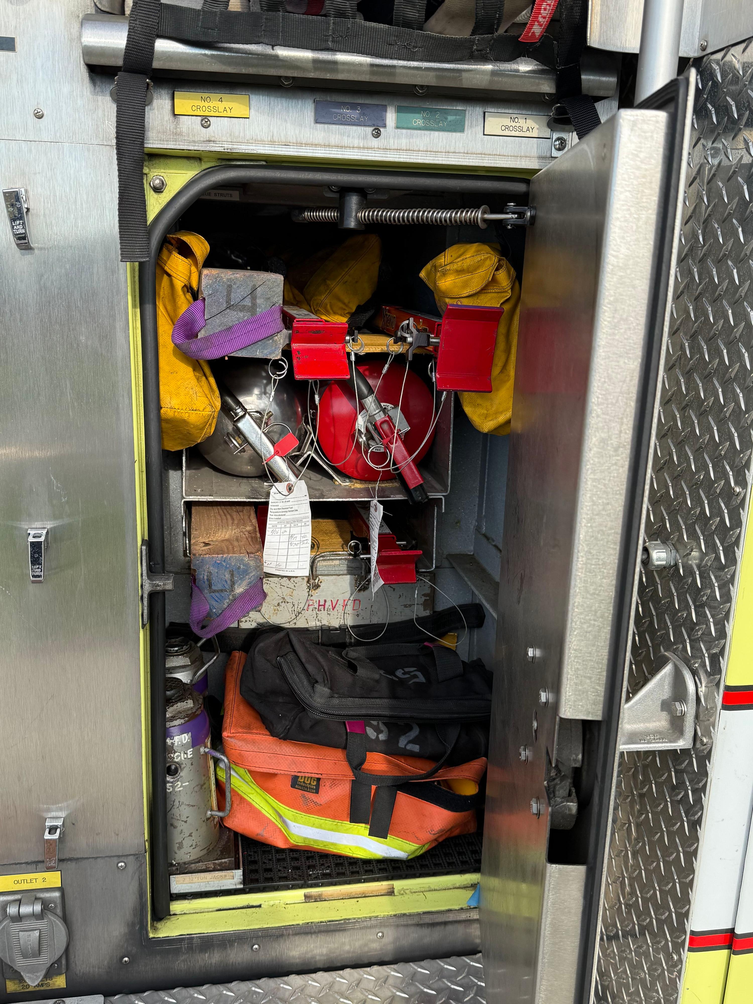 2002 Seagrave Pumper - image 20