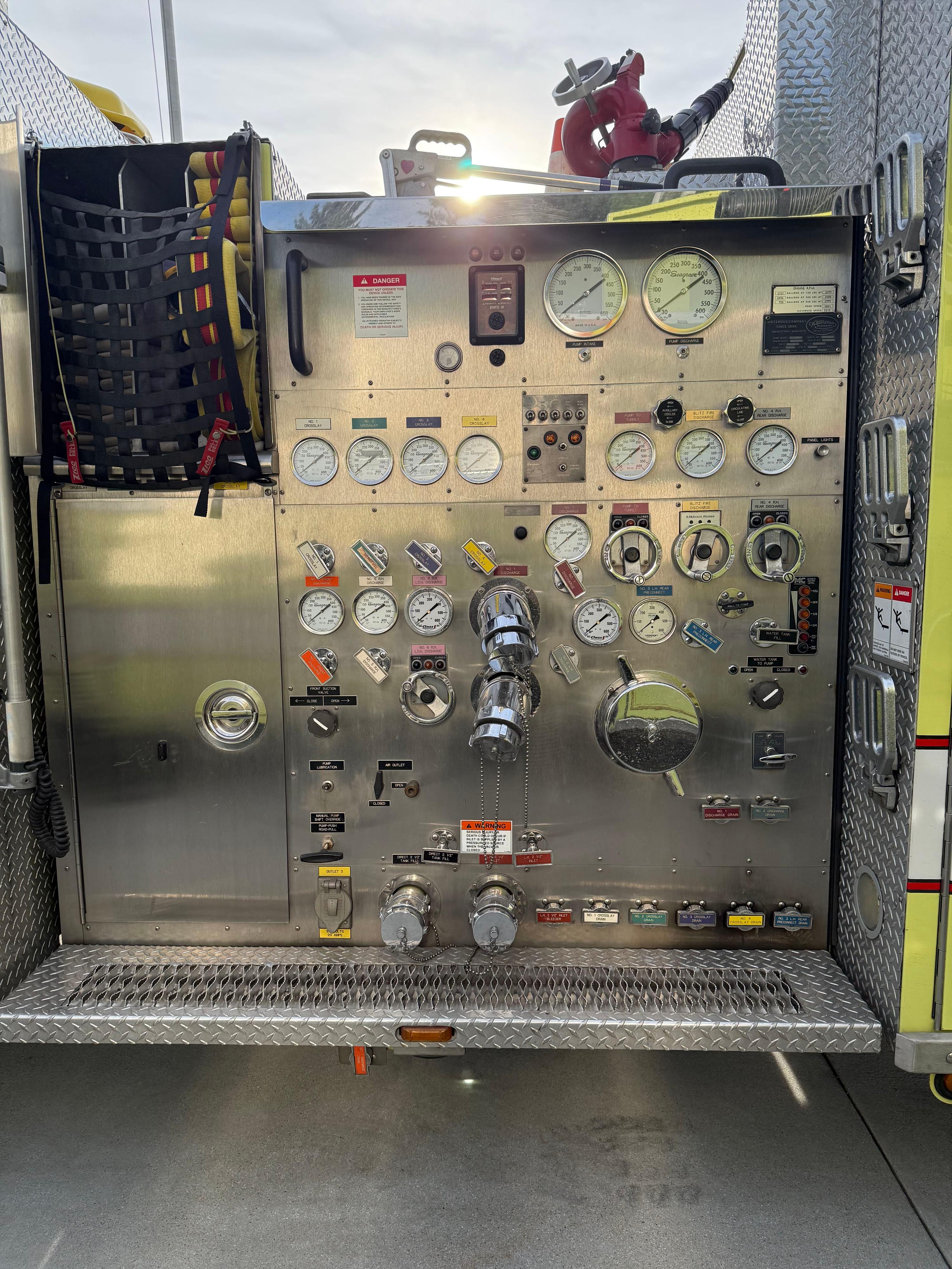2002 Seagrave Pumper - image 28