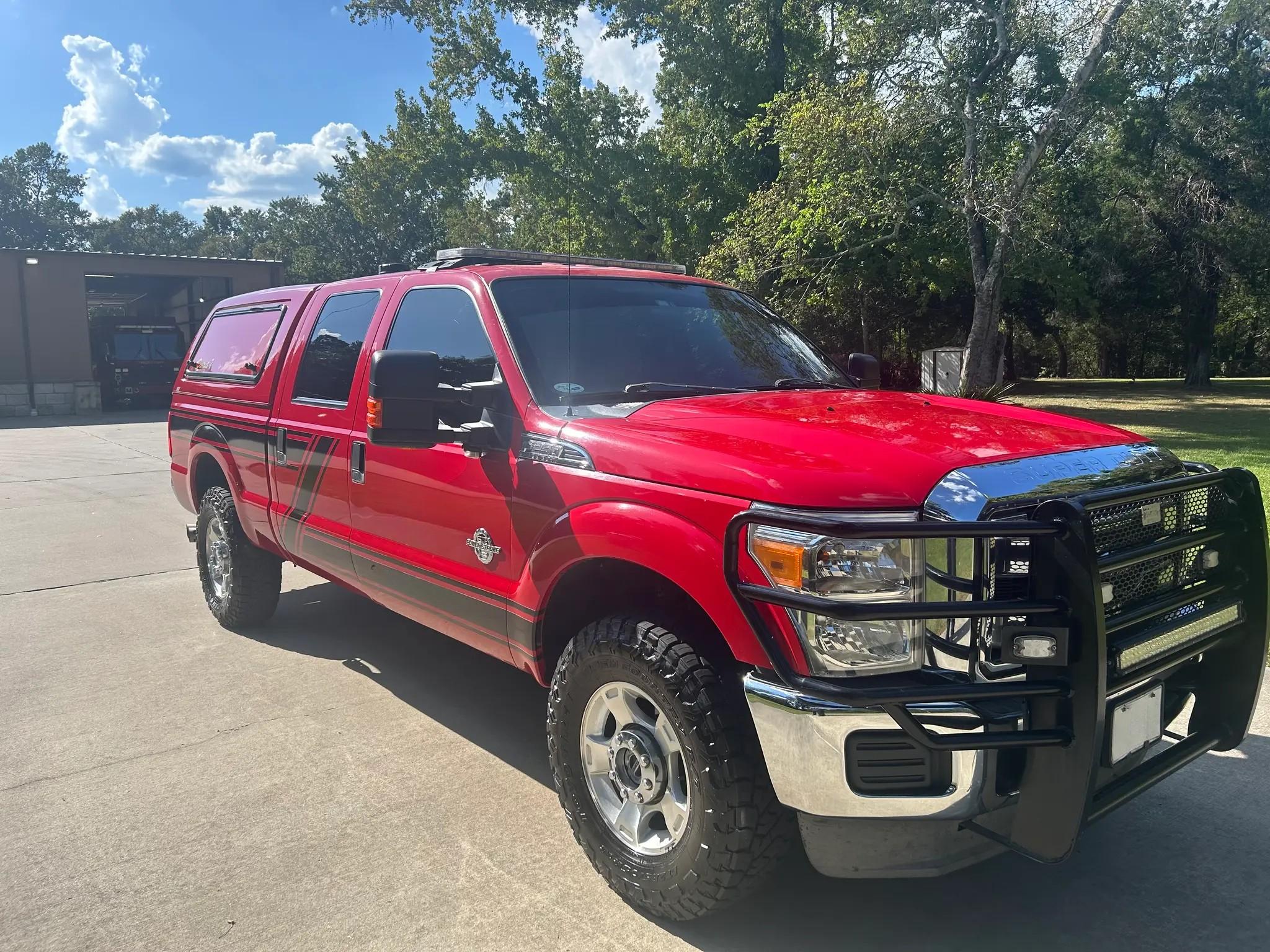 2012 Ford F250 4x4 Command Unit - image 2
