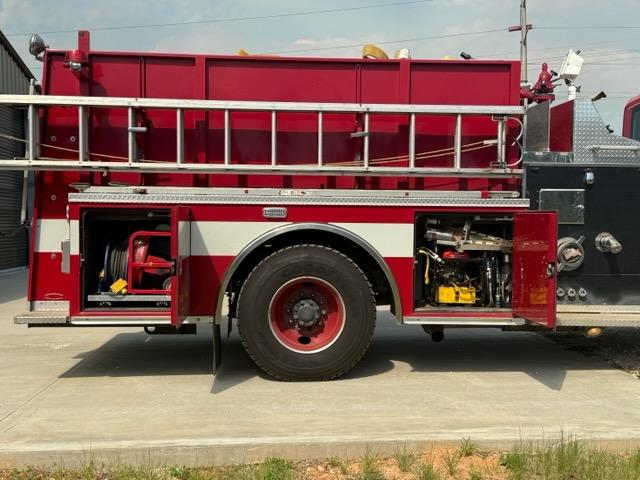 2003 Pierce International Tanker - image 14