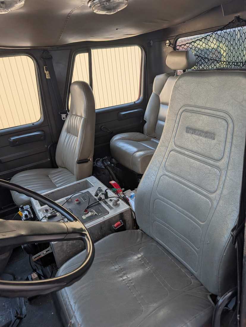1995 International 4900 Wildland Unit — photo 7