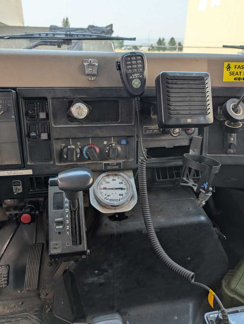 1995 International 4900 Wildland Unit — photo 8