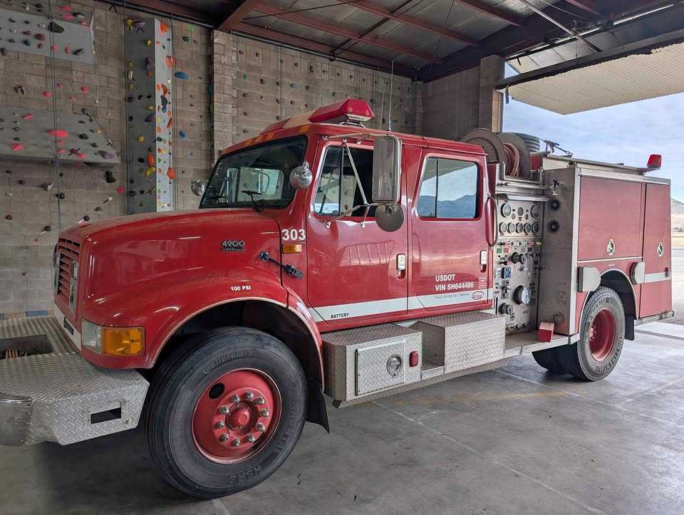 1995 International 4900 Wildland Unit