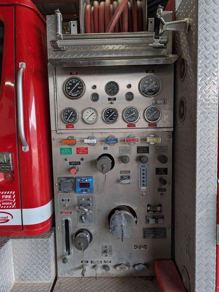 1995 International 4900 Wildland Unit - image 15