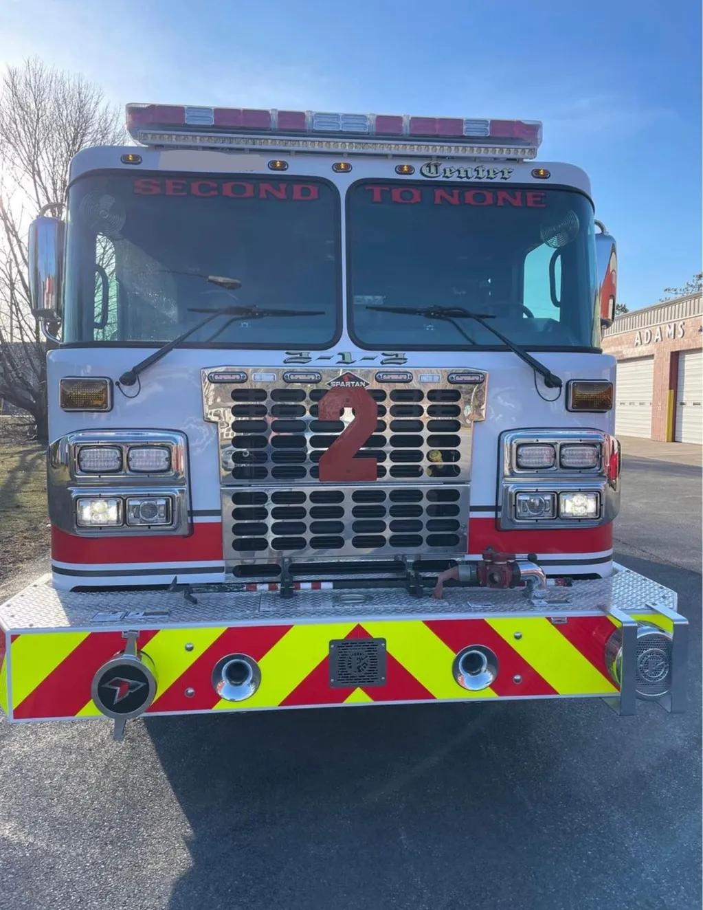 2022 Spartan Rescue Pumper 2000/1000 - image 2