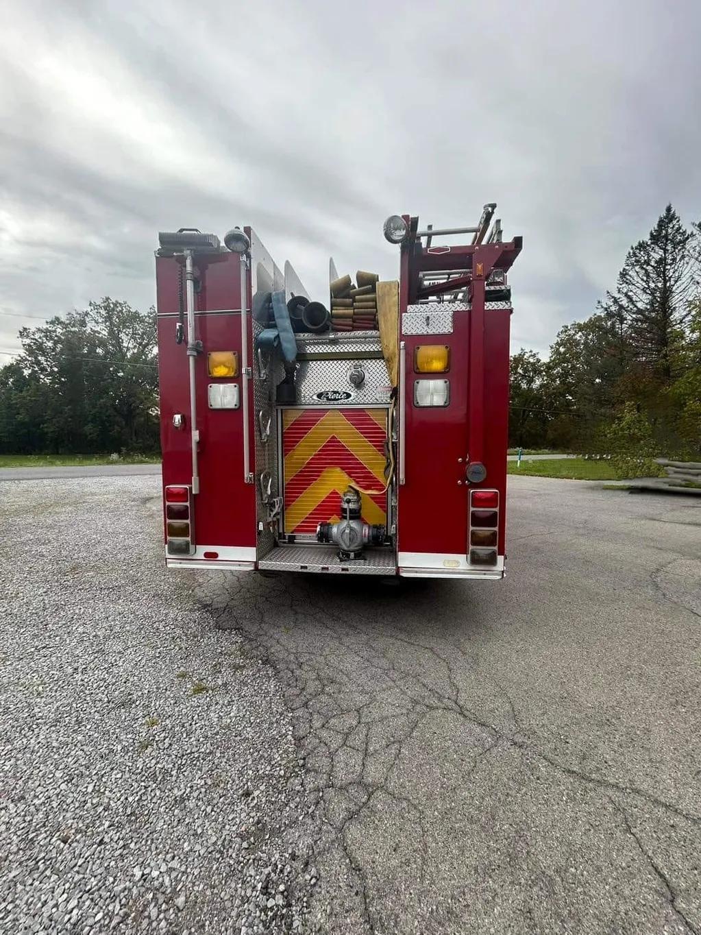 2003 PIERCE LANCE 1500/750 RESCUE ENGINE - image 3